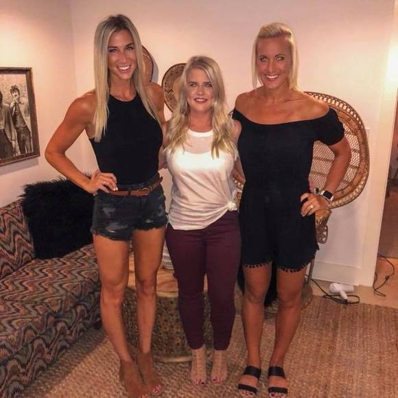 Meet your Posher, Sarah - Picture 1 of 1